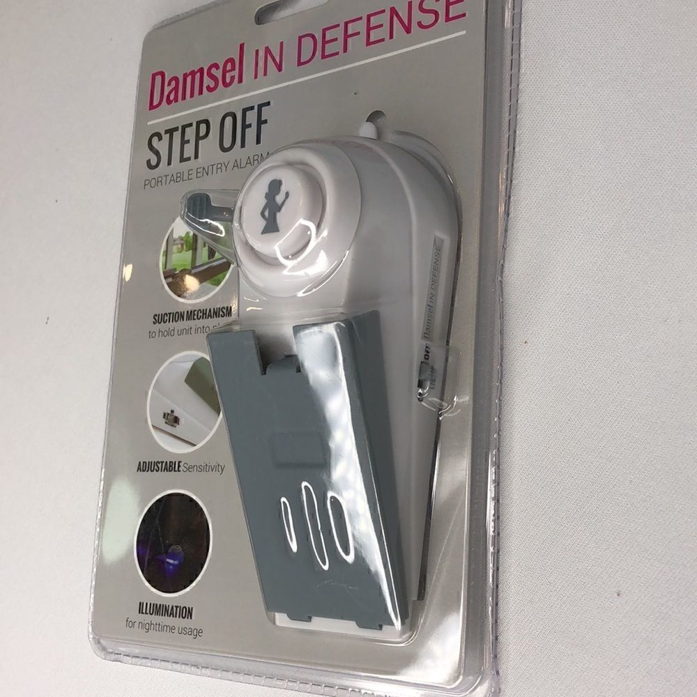 Damsel in Defense Step Off Portable Entry Alarm - Picture 8 of 8